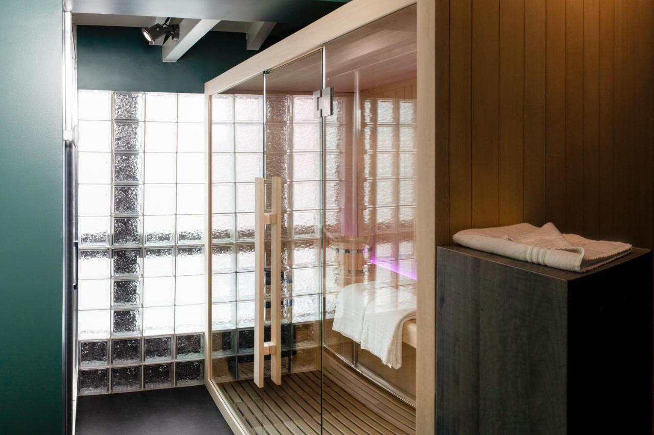 Ibis Hotel